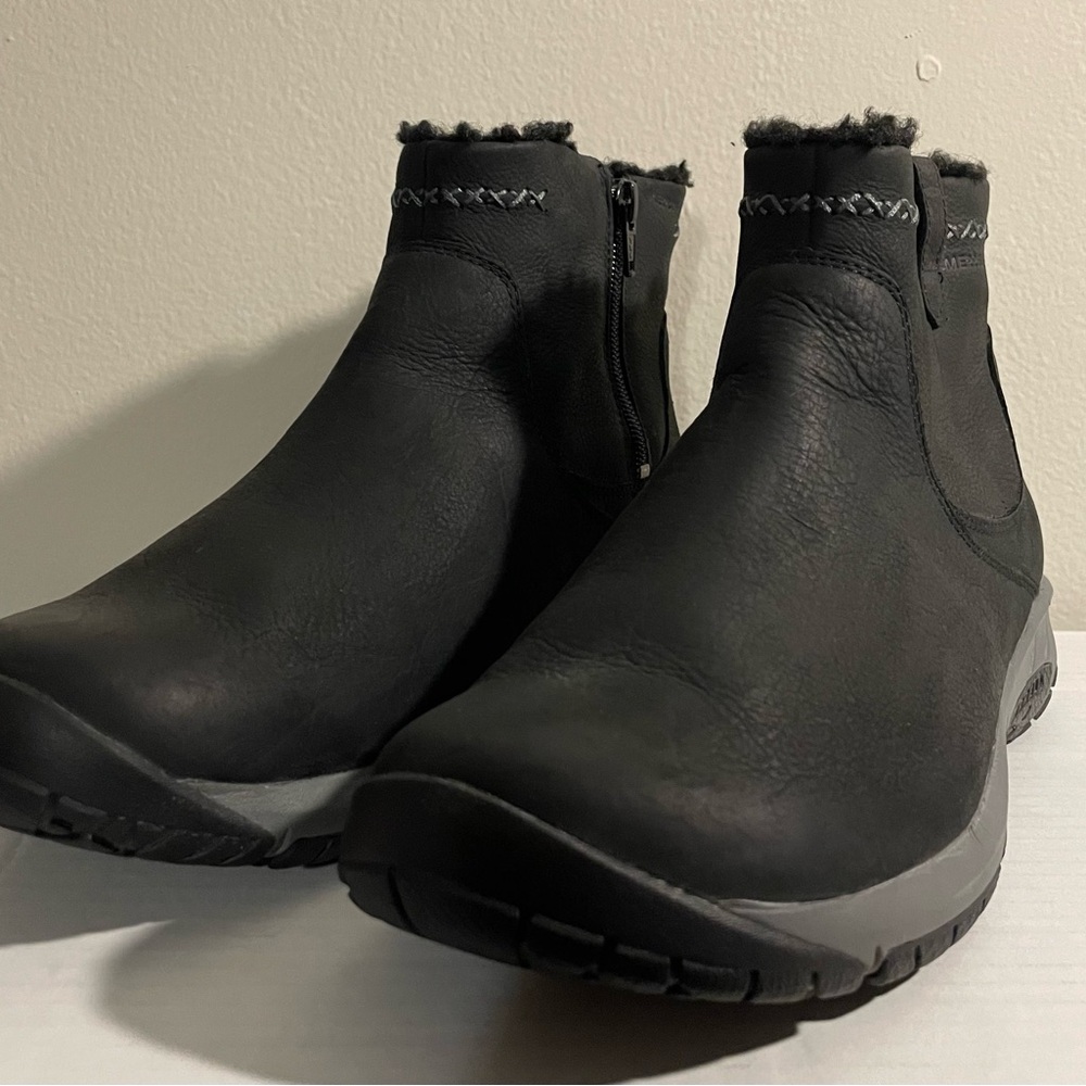Merrell Warm Black Fleece-Lined Boots